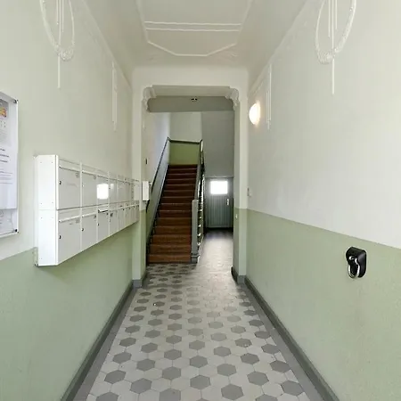 Apartment Ferienwohnung *